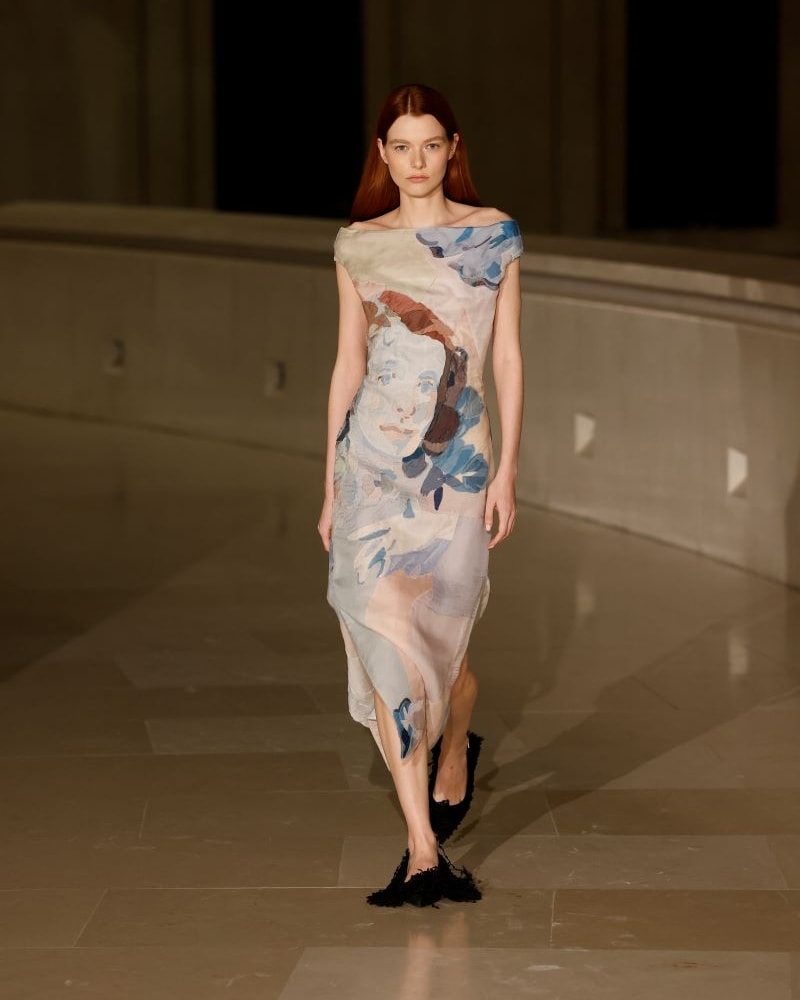 Due outfit Erdem (ph Francesc Ten)