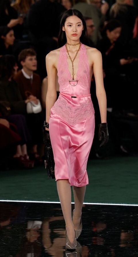 Un look Gucci autunno-inverno 2025/26 (ph Francesc Ten/MFF)