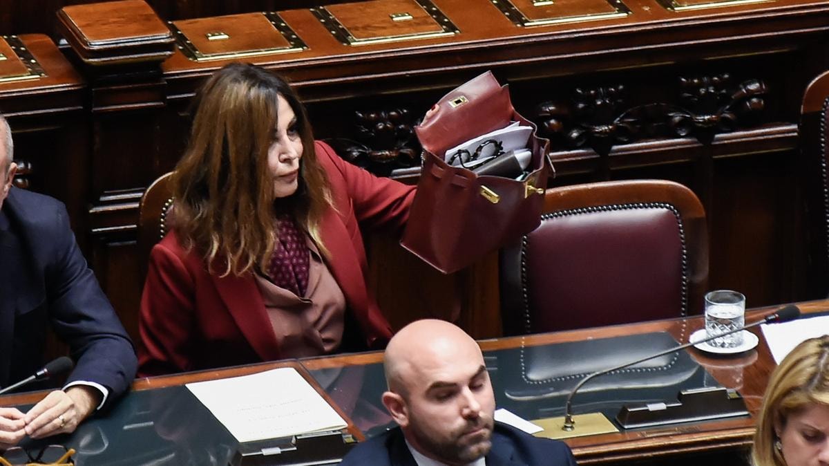 La Camera respinge la mozione di sfiducia contro Daniela Santanchè. La ministra: su dimissioni valuterò da sola