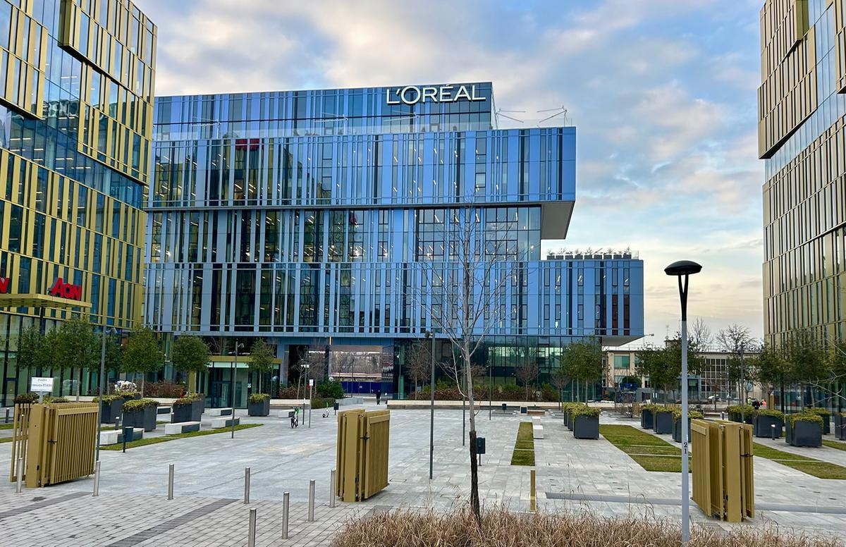 L’Oréal lascia il segno a Milano con il suo nuovo Beauty Hub