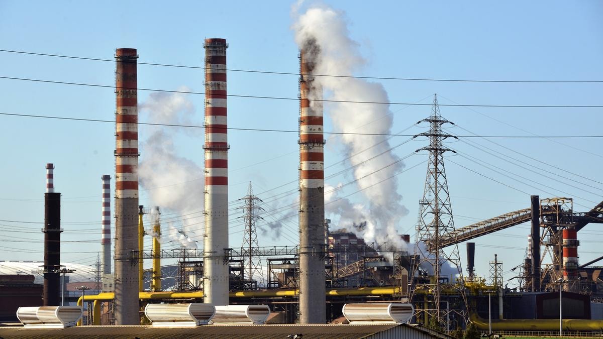 Ex Ilva, ore decisive per la vendita. I commissari studiano gli ultimi rilanci di Baku Steel, Jindal e Bedrock