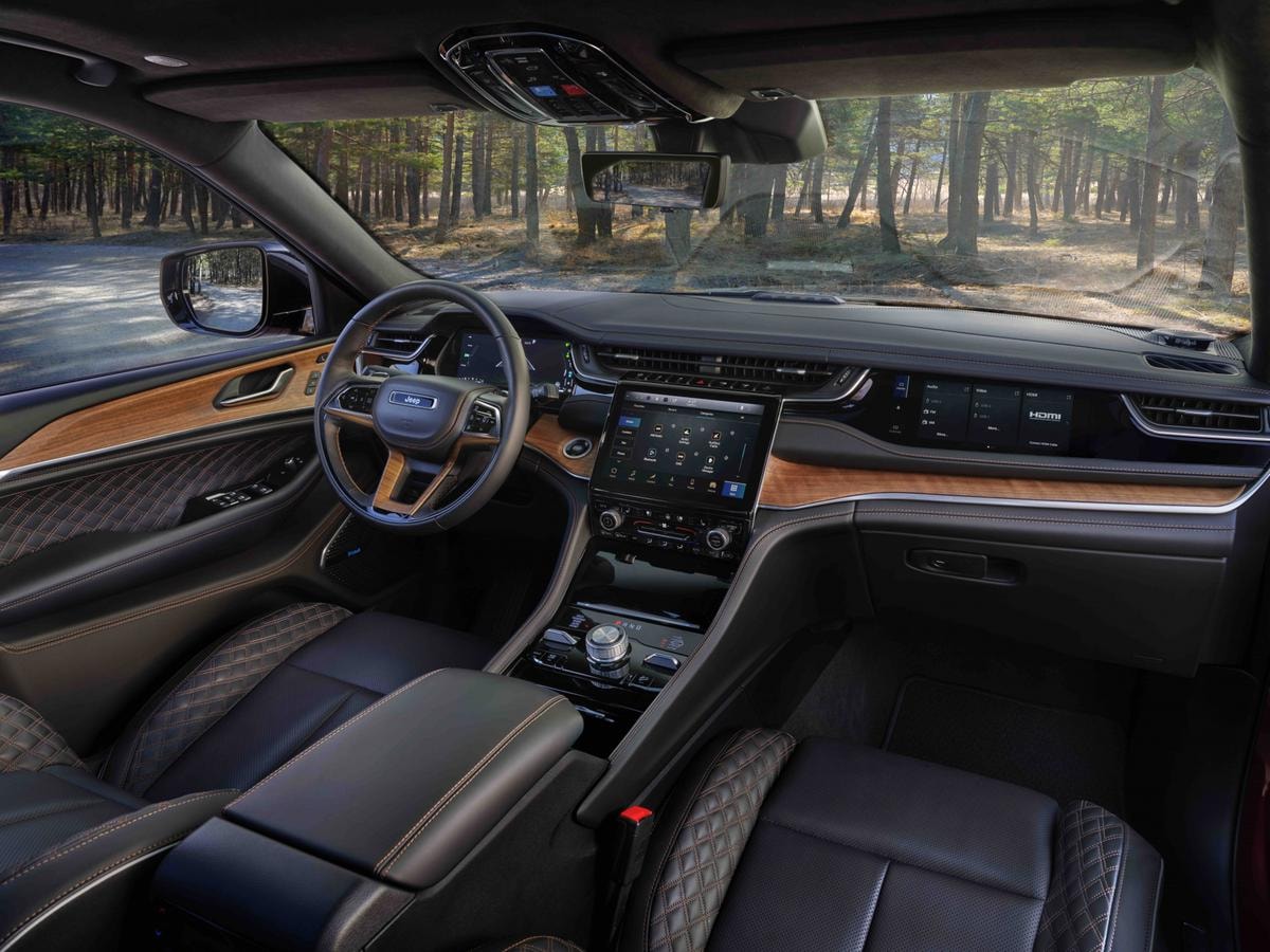 Grand Cherokee 4xe: la Jeep ibrida plug-in che sfida ogni terreno