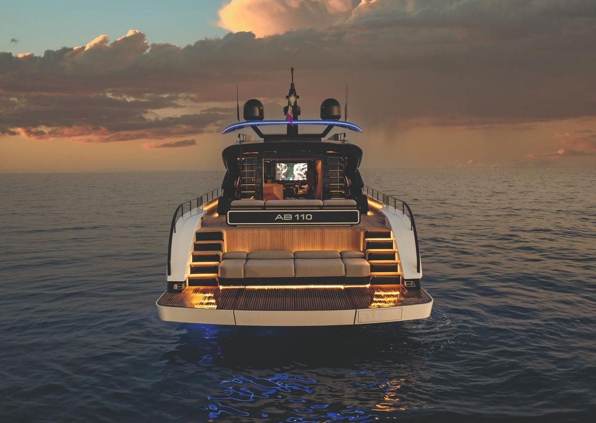 50 nodi e non sentirli: AB Yachts riparte a tutta velocità
