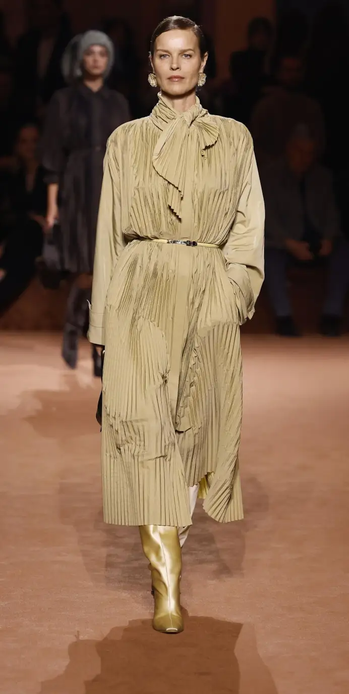 Un look Fendi fall-winter 2025/26 (ph Francesc Ten/MFF)