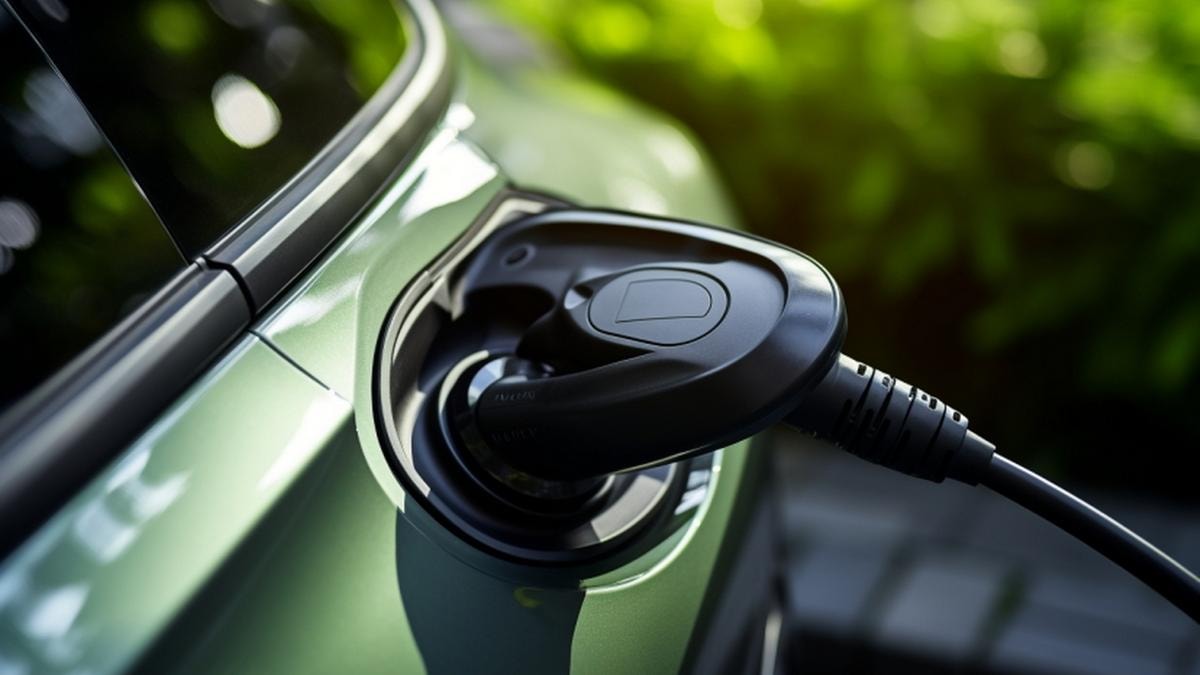 L’Ue verso un sistema di incentivi per le auto elettriche e di aiuti per le batterie. Ecco come sarà il piano