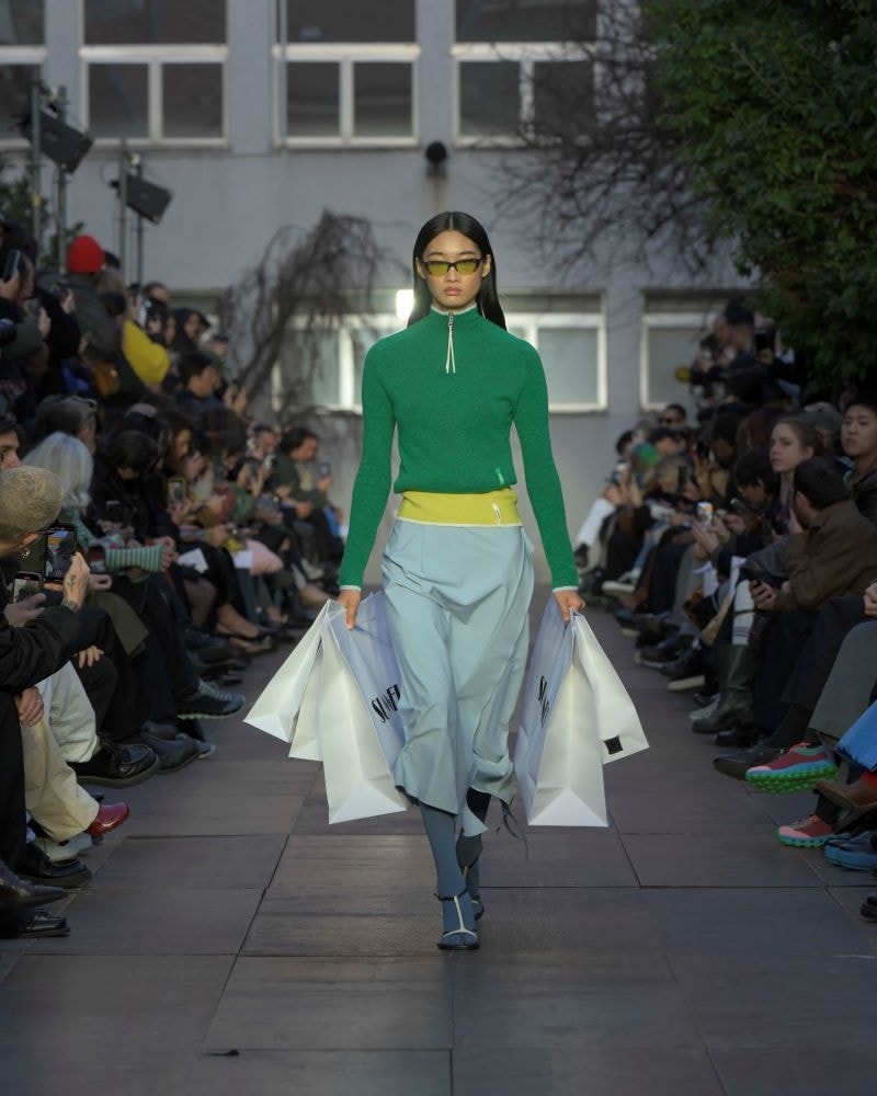 Un look Sunnei fall-winter 2025/26 (ph Francesc Ten/MFF)