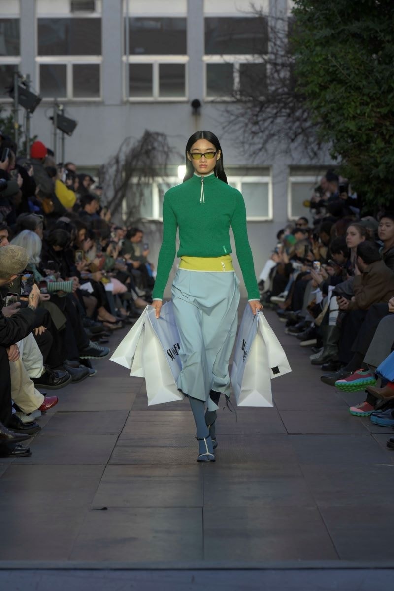 Un look Sunnei fall-winter 2025/26 (ph Francesc Ten/MFF)