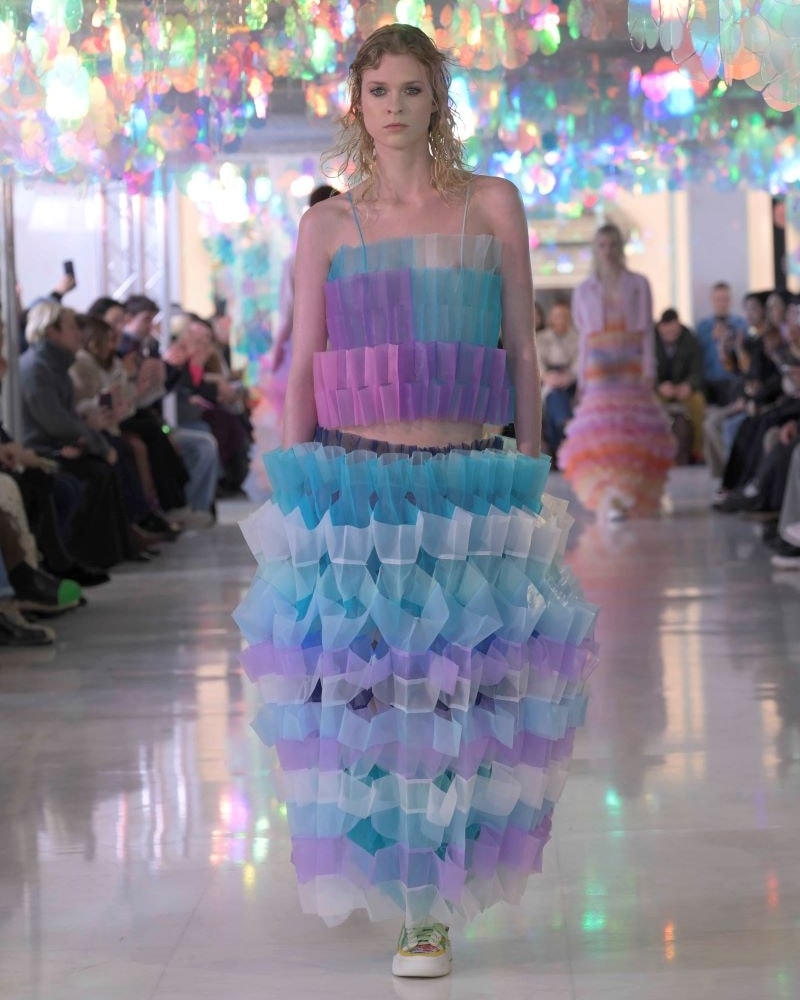 Una proposta Susan Fang fall-winter 2025/26 (ph Francesc Ten)