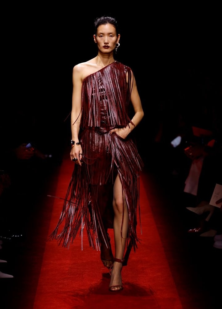 Un look Ferrari fall-winter 2025/26 (ph Francesc Ten)