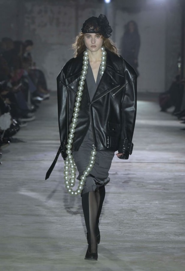 Un look Vaquera fall-winter 2025/26 (ph Francesc Ten/MFF)