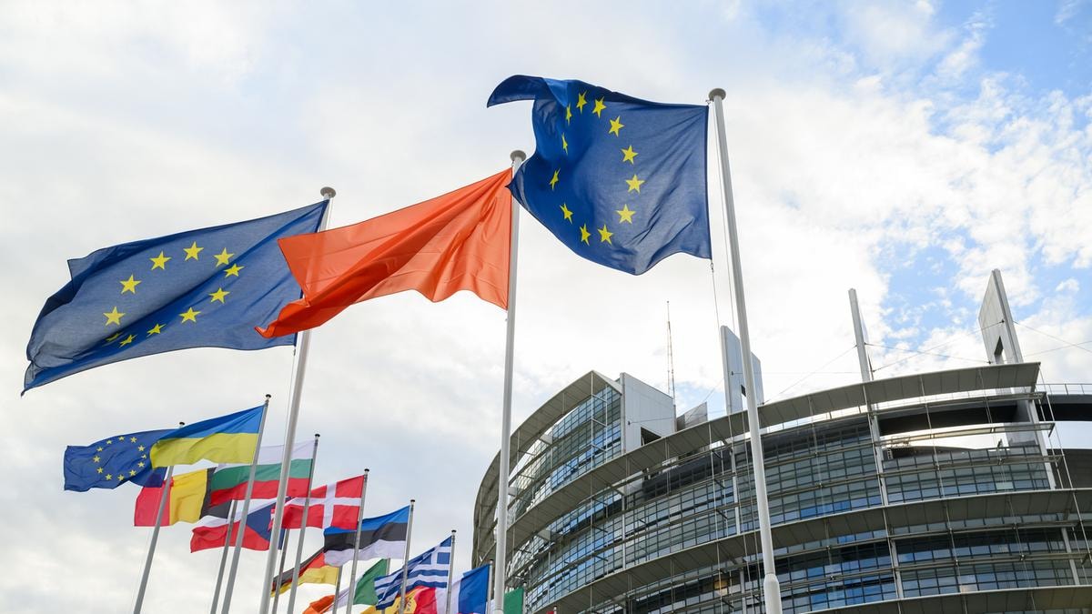 Qatargate, la Procura belga chiede la revoca dell’immunità alle eurodeputate Pd Alessandra Moretti ed Elisabetta Gualmini