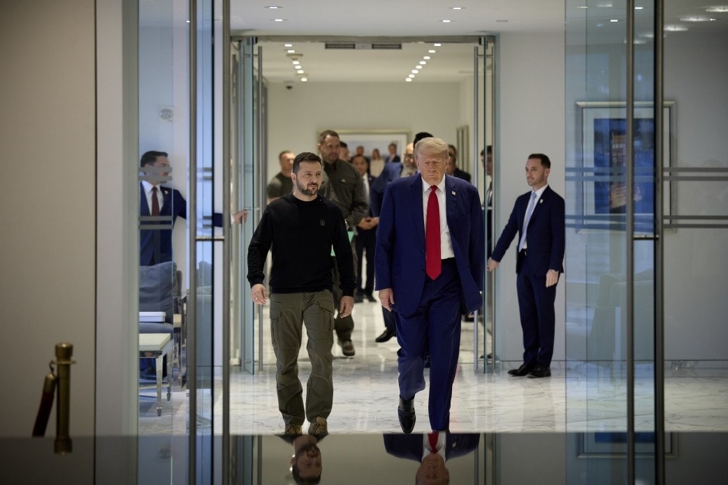Svolta Usa-Ucraina, Donald Trump verso la firma dell’accordo sulle terre rare con Kiev. Russia: pronti alla fine della guerra