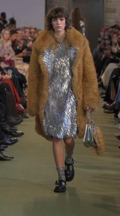 Un look Rabanne fall-winter 2025/26 (ph Francesc Ten/MFF)