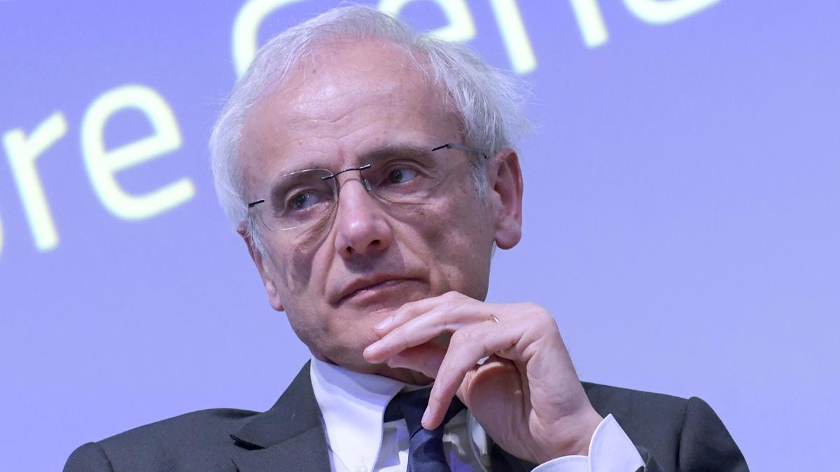 PIERO SCHIAVAZZI