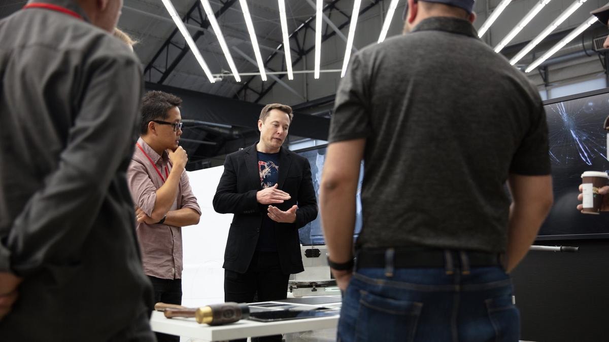 Anche Xiaomi fa paura a una Tesla in crisi: è finito il dominio di Elon Musk nell’auto elettrica?