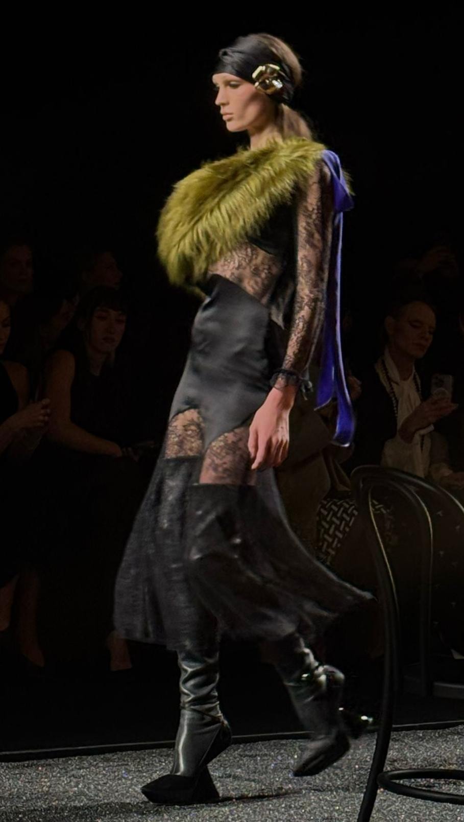 Un look Nina Ricci fall-winter 2025/26 (ph Donato D'Aprile)