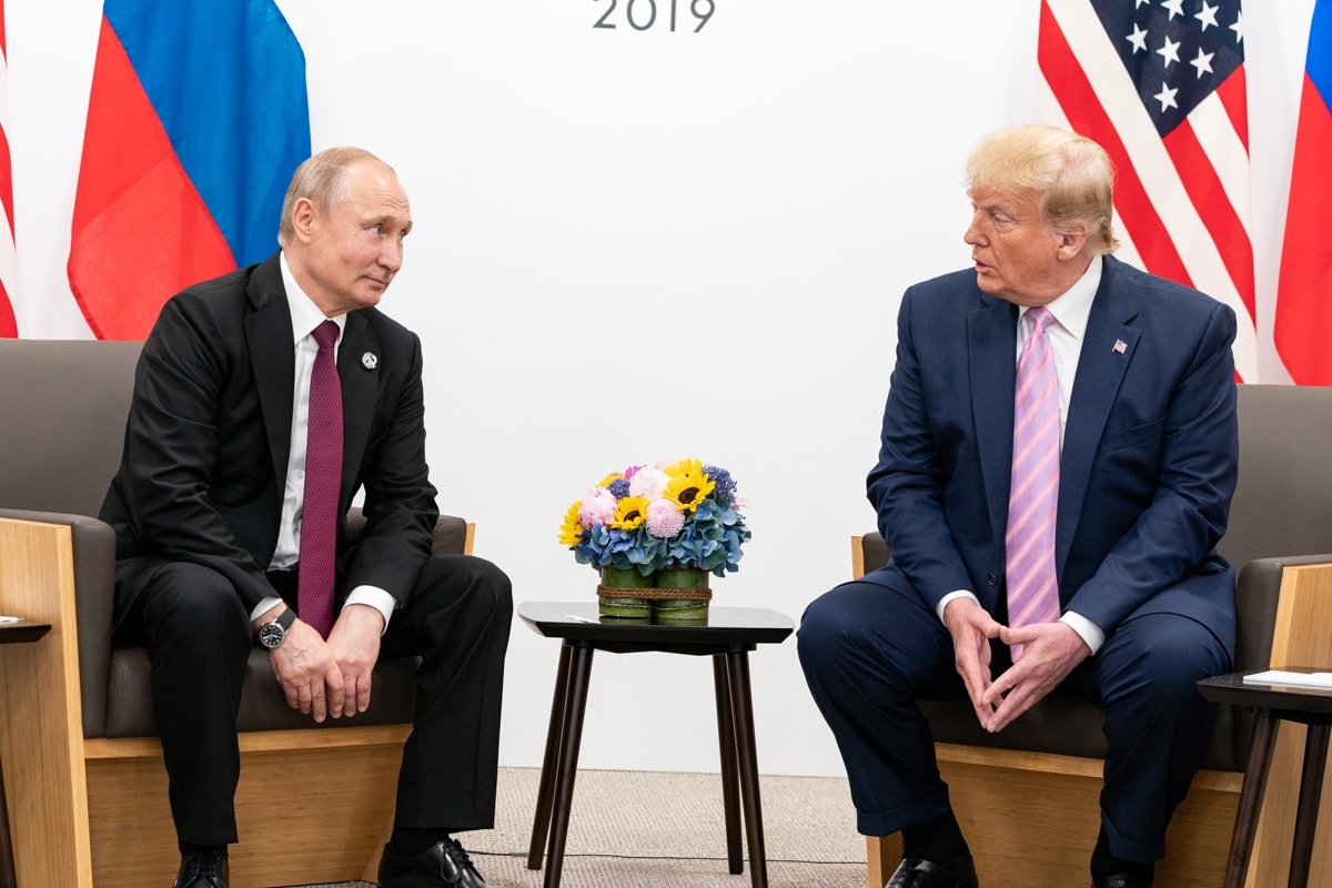 VLADIMIR PUTIN

DONALD TRUMP
