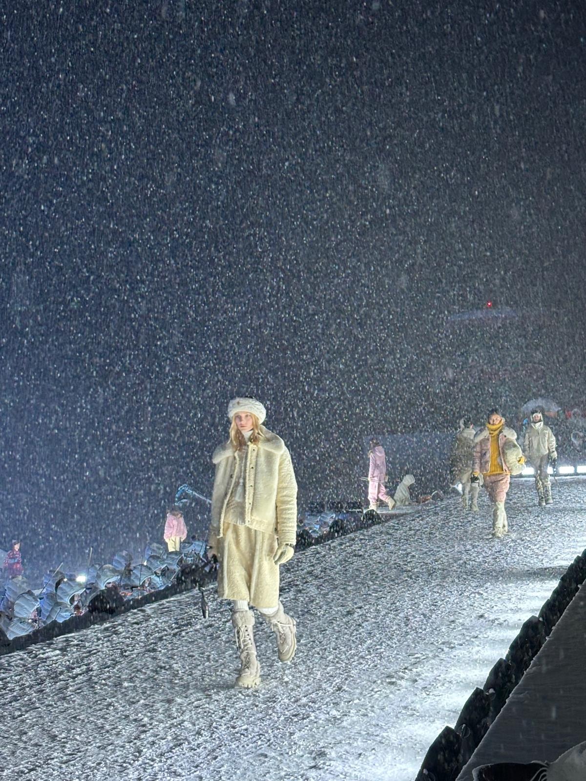 Un’immagine dello show Moncler Grenoble fall-winter 2025/26 a Courchevel