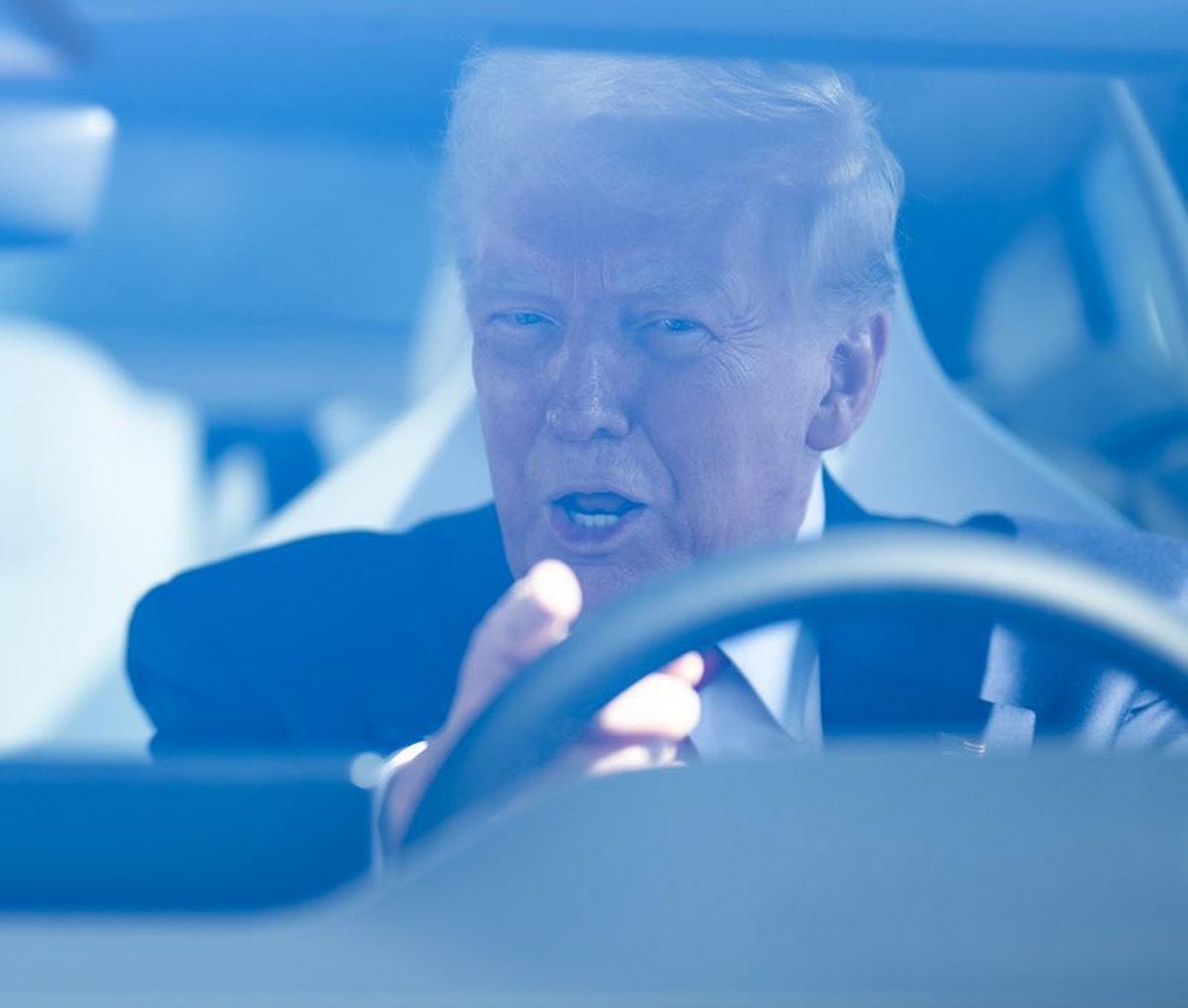 DONALD TRUMP PRESIDENTE USA
