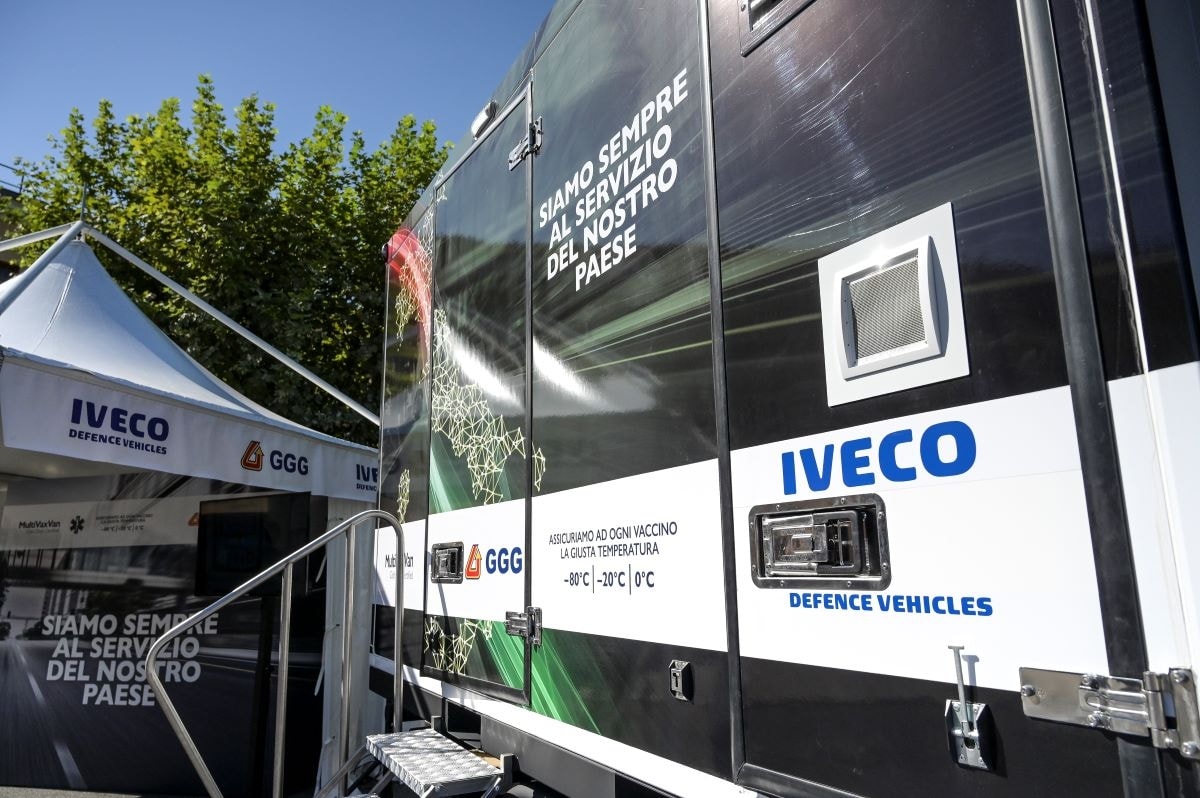 Iveco, nuovo record in borsa. Si accende la gara per la divisione difesa: può valere più di 1,3 miliardi