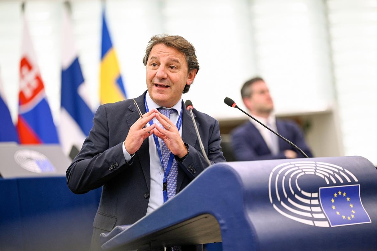 L’Ue ripensa alla tassa sui milionari: un’imposta del 2% sui patrimoni oltre 100 milioni garantirebbe 67 miliardi
