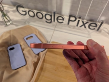 Pixel 9a, fotografia e AI ben oltre la media. Prezzo, disponibilità e caratteristichePixel 9a, fotografia e AI ben oltre la media. Prezzo, disponibilità e caratteristichePixel 9a, fotografia e AI ben oltre la media. Prezzo, disponibilità e caratteristiche