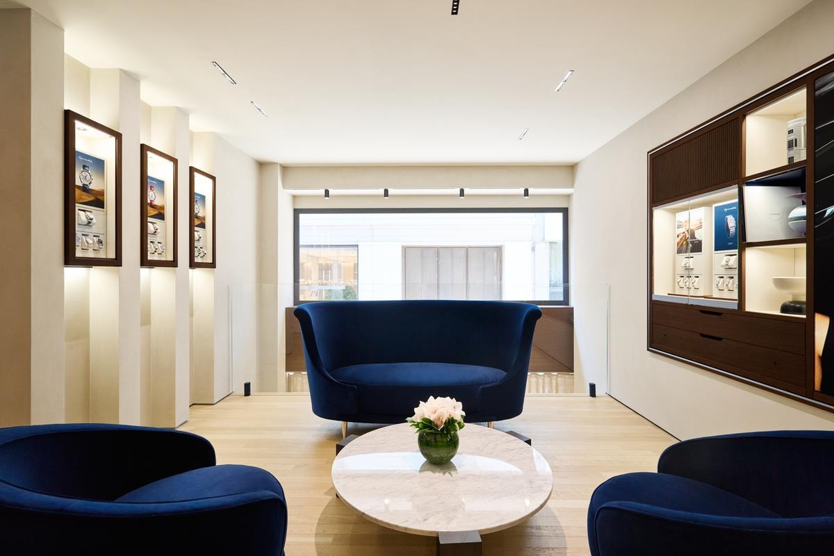 L’eleganza di Longines conquista Milano con la nuova boutique