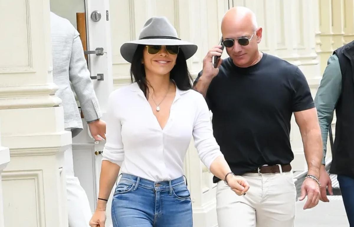 Jeff Bezos e Lauren Sánchez si sposano a Venezia. Dal maxi yacht agli alberghi piu belli, le location del matrimonio