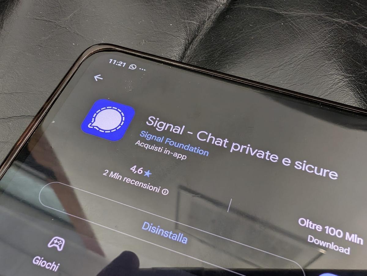 Caso Signal: la storia della chat criptata, dalle rivelazioni di Edward Snowden a quelle degli uomini di Trump sui piani di guerra