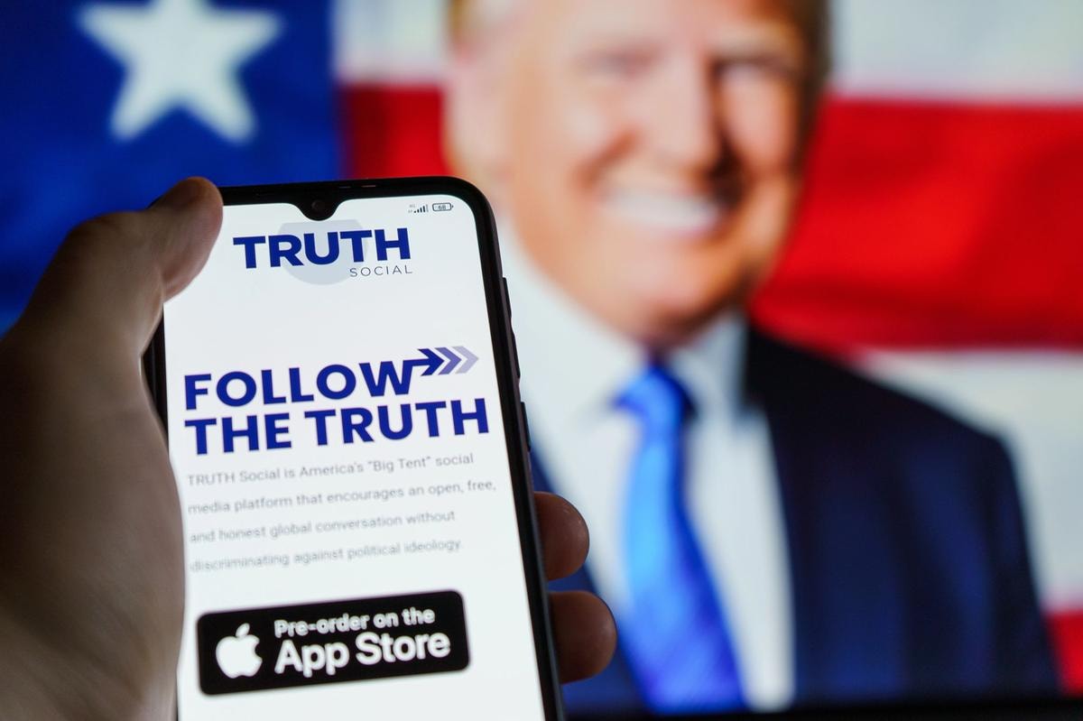 Trump Media si butta sugli Etf: accordo con Crypto.com e le azioni volano a Wall Street