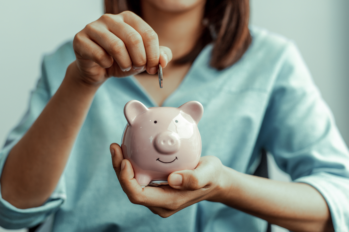 Il gender gap del risparmio: ecco perché in Italia le donne che investono sono la metà degli uomini