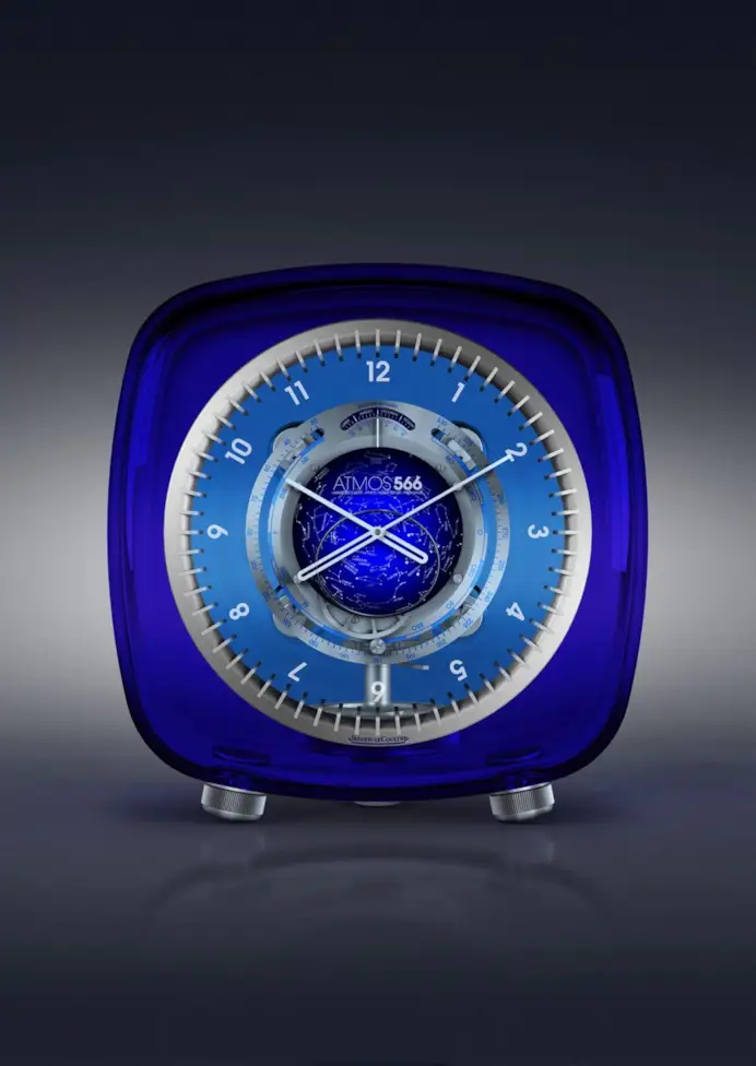 Guarda come pendolo… A Milano, la mostra dedicata ad Atmos, l’orologio simbolo di Jaeger-LeCoultre