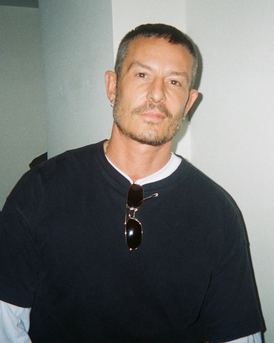 Jonathan Saunders (ph Quentin Belt, courtesy H&M)