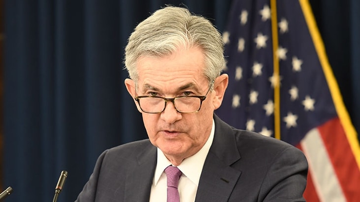 L’inflazione Usa scende più delle attese al 2,4% a marzo. Fed prudente sui tassi a causa dei dazi di Trump