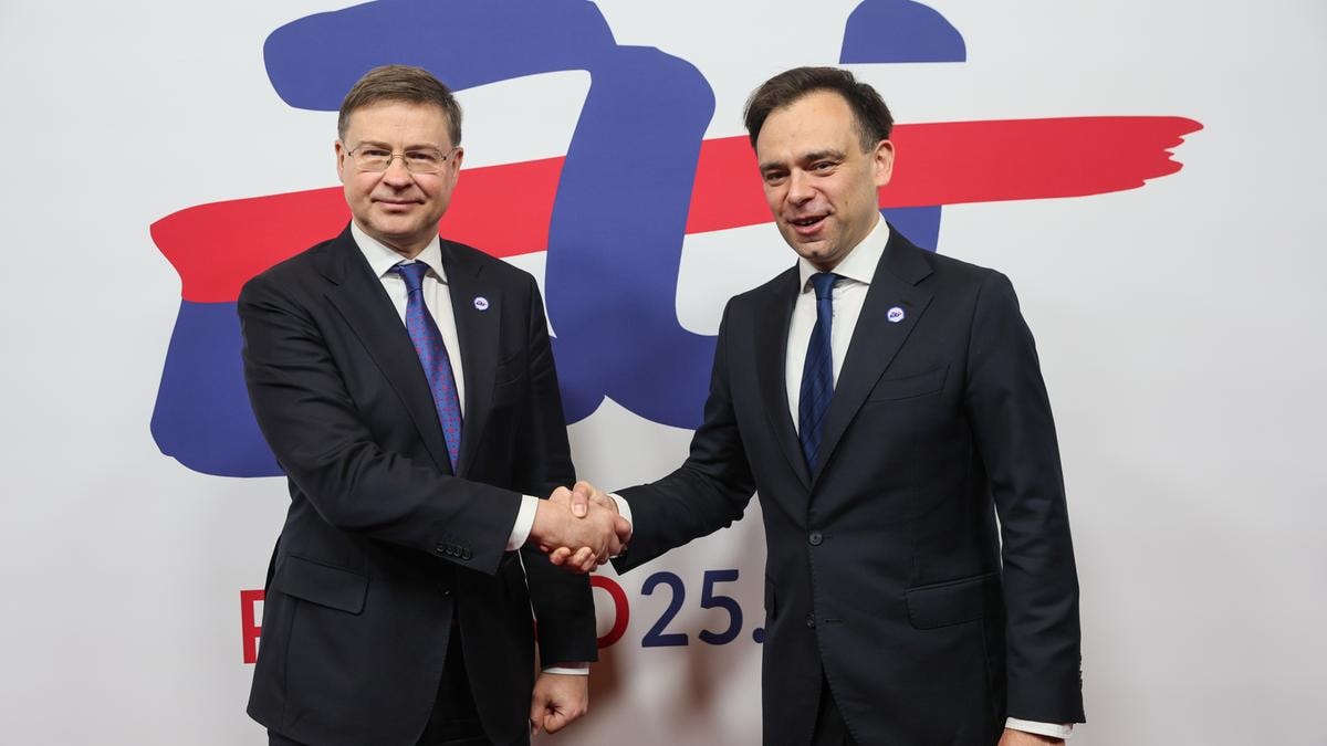 Valdis Dombrovskis e Andrzej Domanski
