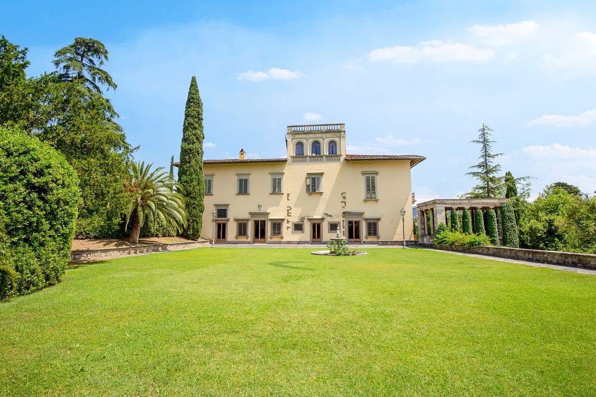 In Toscana, Villa Braggiotti è in vendita a 12 milioni