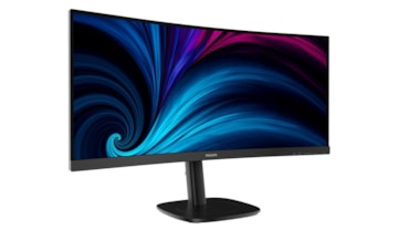 La leggera curvatura del monitor immerge negli applicativi