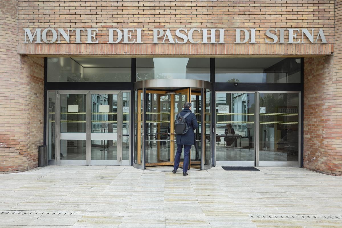 Mps, il sì dei soci non basta. Ora l’ops su Mediobanca deve passare l’esame Bce. E spunta una causa da 741 milioni con Caltagirone