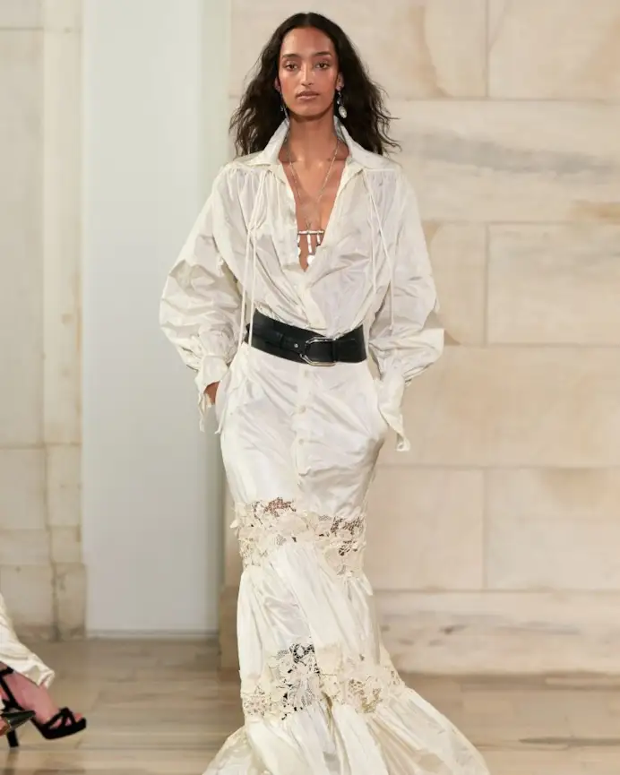 Un look Ralph Lauren fall 2025 (courtesy Ralph Lauren)
