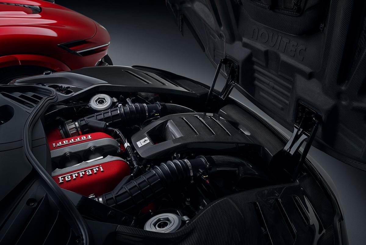 Novitec Esteso trasforma la Ferrari Purosangue: più larga, più potente, più esclusiva. Per veri intenditori