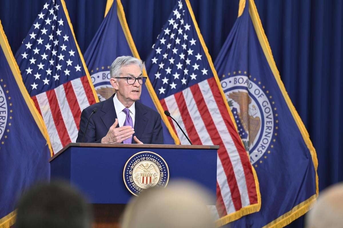 Fed troppo lenta nell’abbassare i tassi di interesse? Ecco cosa c’è dietro l’attacco di Trump a Powell