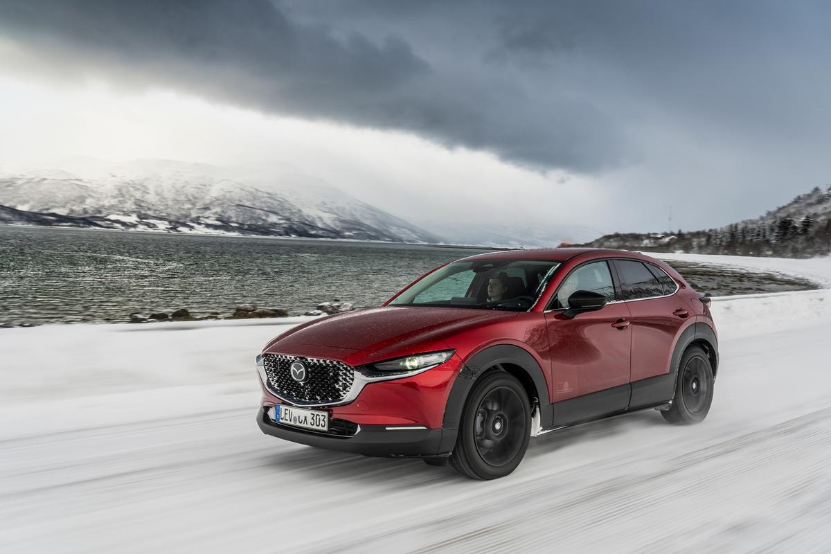 Design Kodo e spirito Takumi: Mazda CX-30 si racconta tra nevi nordiche e innovazione