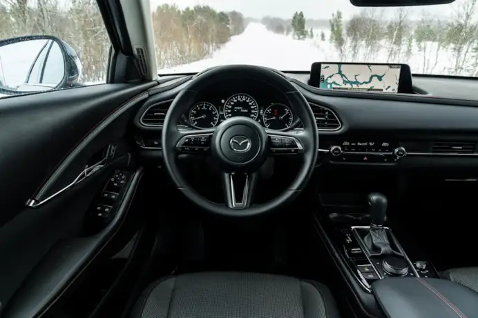 Design Kodo e spirito Takumi: Mazda CX-30 si racconta tra nevi nordiche e innovazione