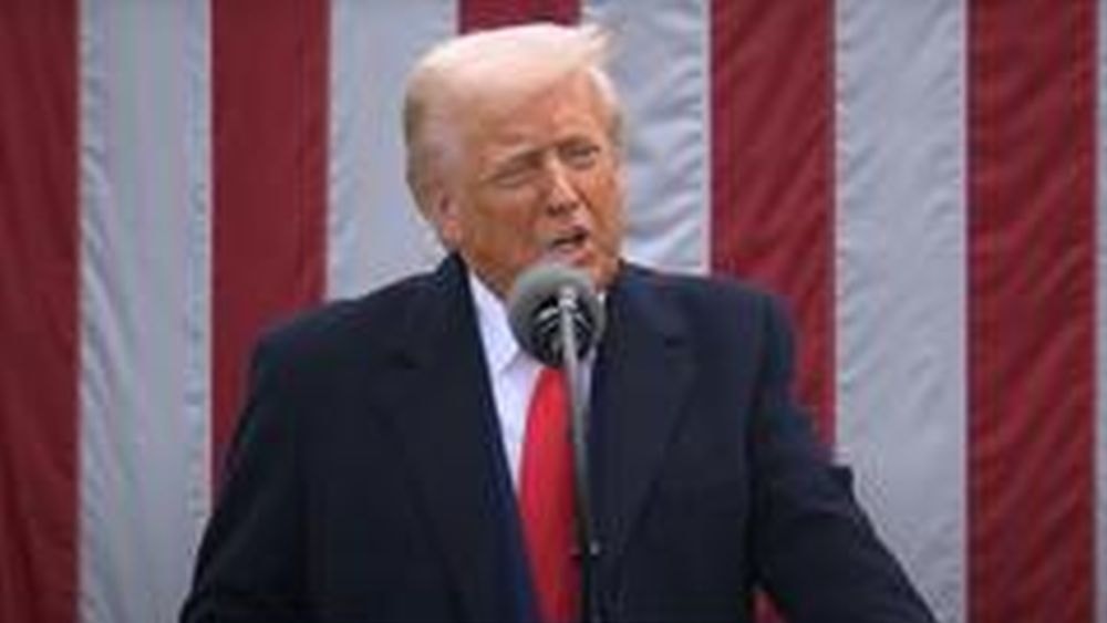 Donald Trump festeggia 100 giorni. Celebra i successi e attacca i nemici