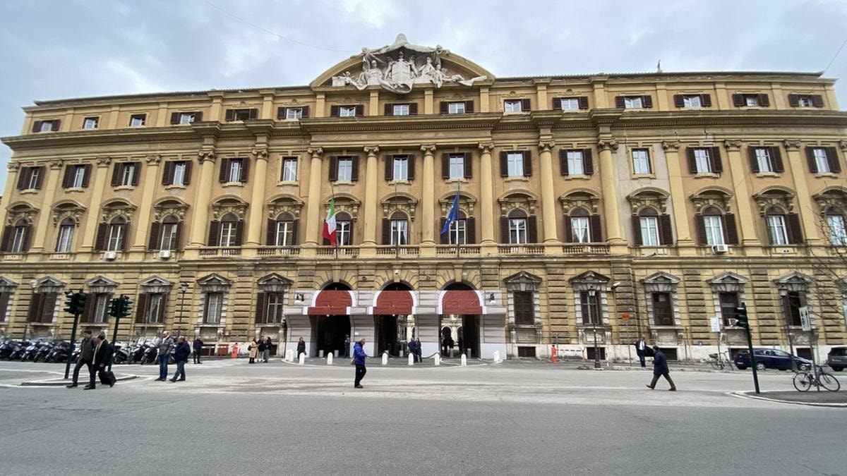 Spending review, quasi 8 miliardi dagli enti locali
