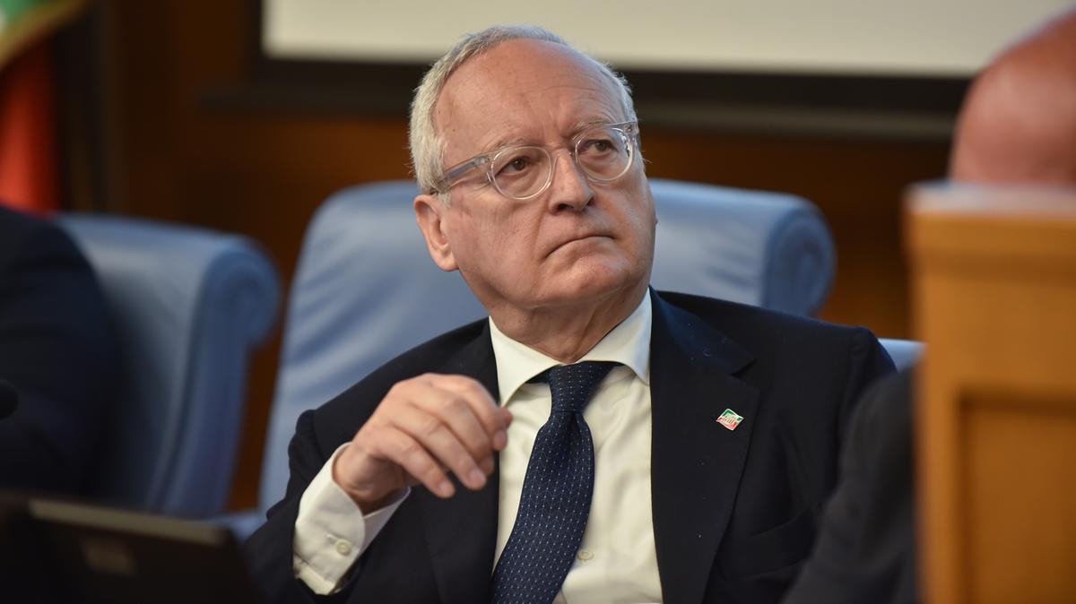 Lavoro, Forza Italia al lavoro sul ddl: aumenti in busta paga esentasse per tre anni