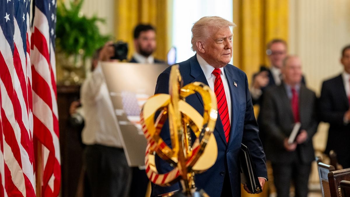 Vaticano, Trump si congratula con Leone XIV: un onore avere il primo Papa americano