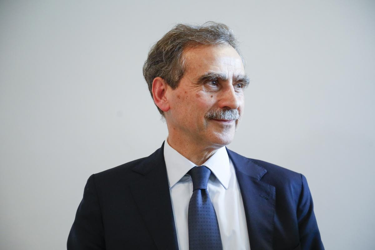 Mps, il ceo Lovaglio: Mediobanca si è svegliata ma noi andremo avanti con la nostra ops, che non è un gioco di potere