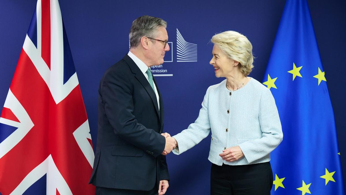 Brexit, atto II: al vertice di Londra si tenta il riavvicinamento con l’Ue 