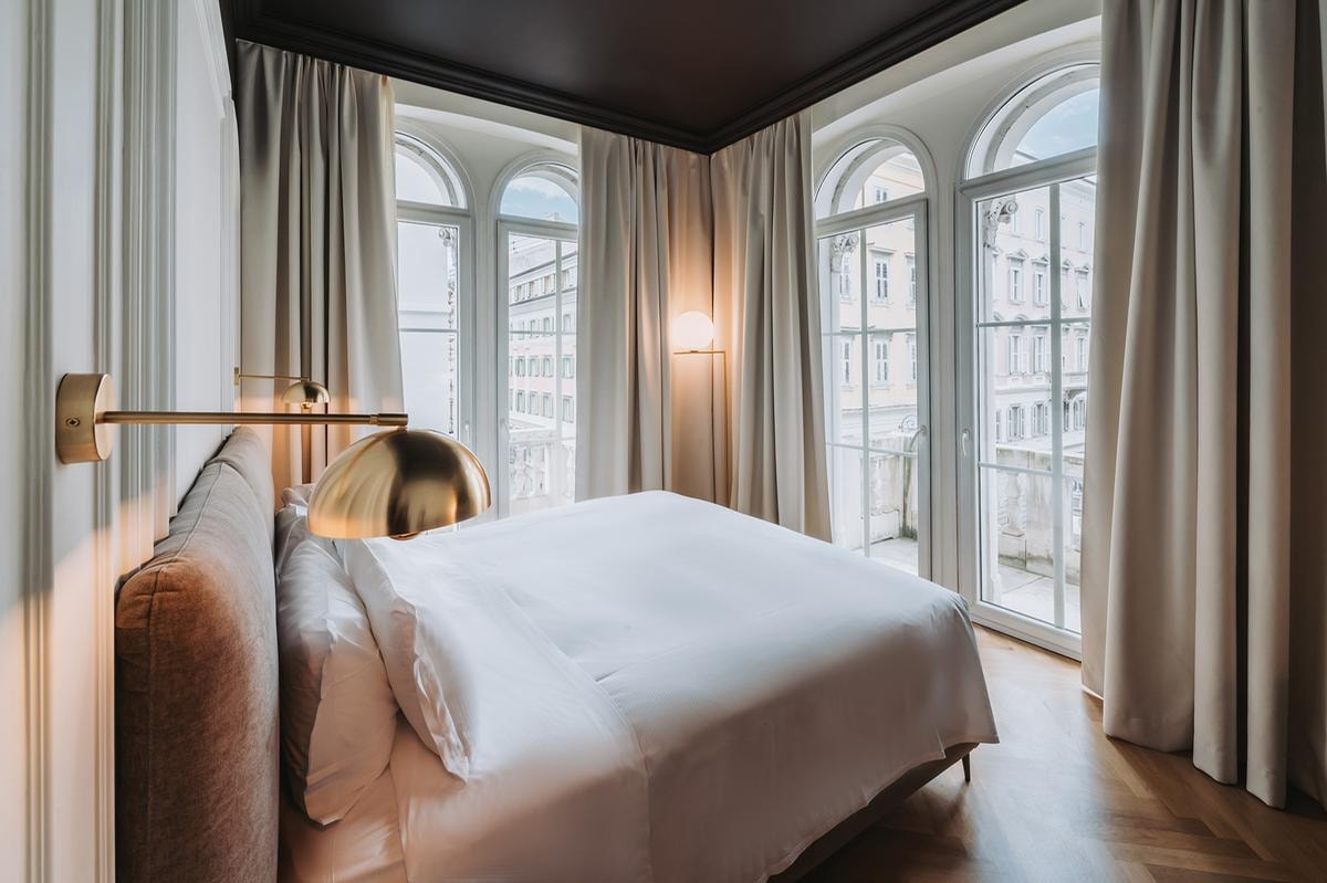 Hotel Continentale: l’arte della boiserie nel cuore di Trieste